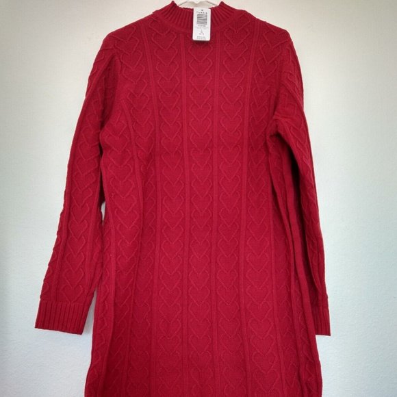torrid Sweaters - 🎁🌲☃️🎅Torrid 1X Red Heart Long Cable Knit Sweater NWT